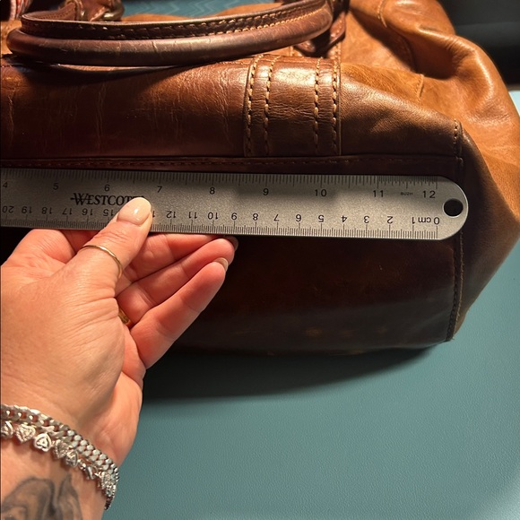 Frye Melissa Tote in Cognac aged to perfection leather. Super clean inside - Picture 9 of 12